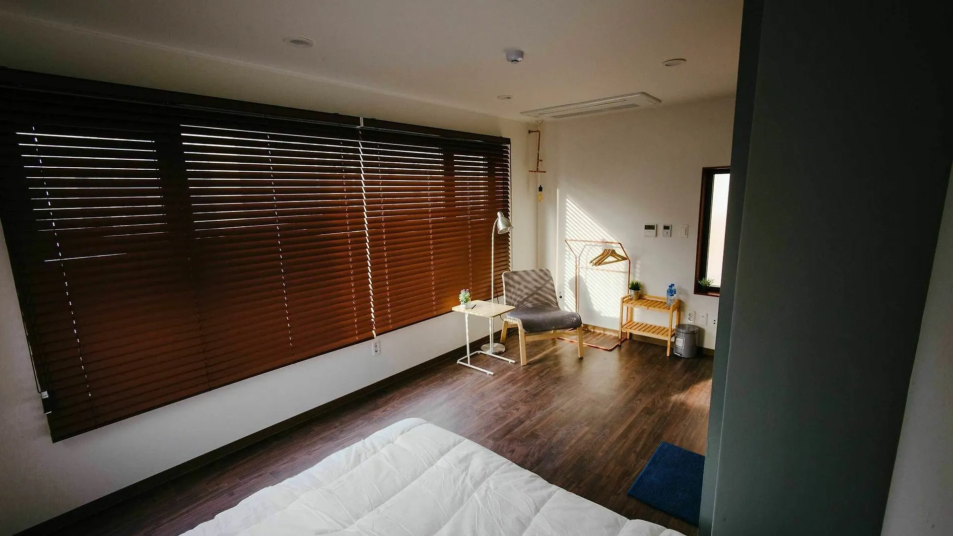 Morning Dew Guesthouse Busan 2*,